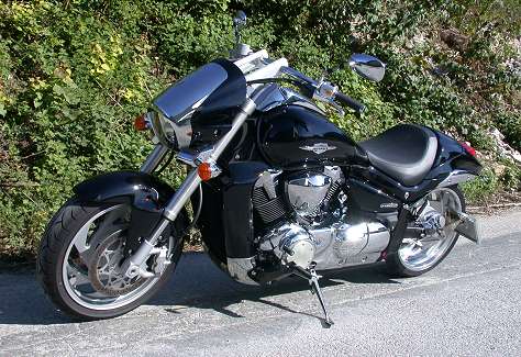 Suzuki M 1800 Intruder Black Typhon